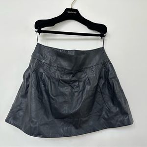 Valentino lamb leather mini skirt size 6 made in Italy.